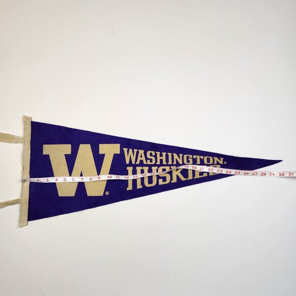 UW University of Washington Huskies Felt Pennant Purple Gold - Picture 4 of 5